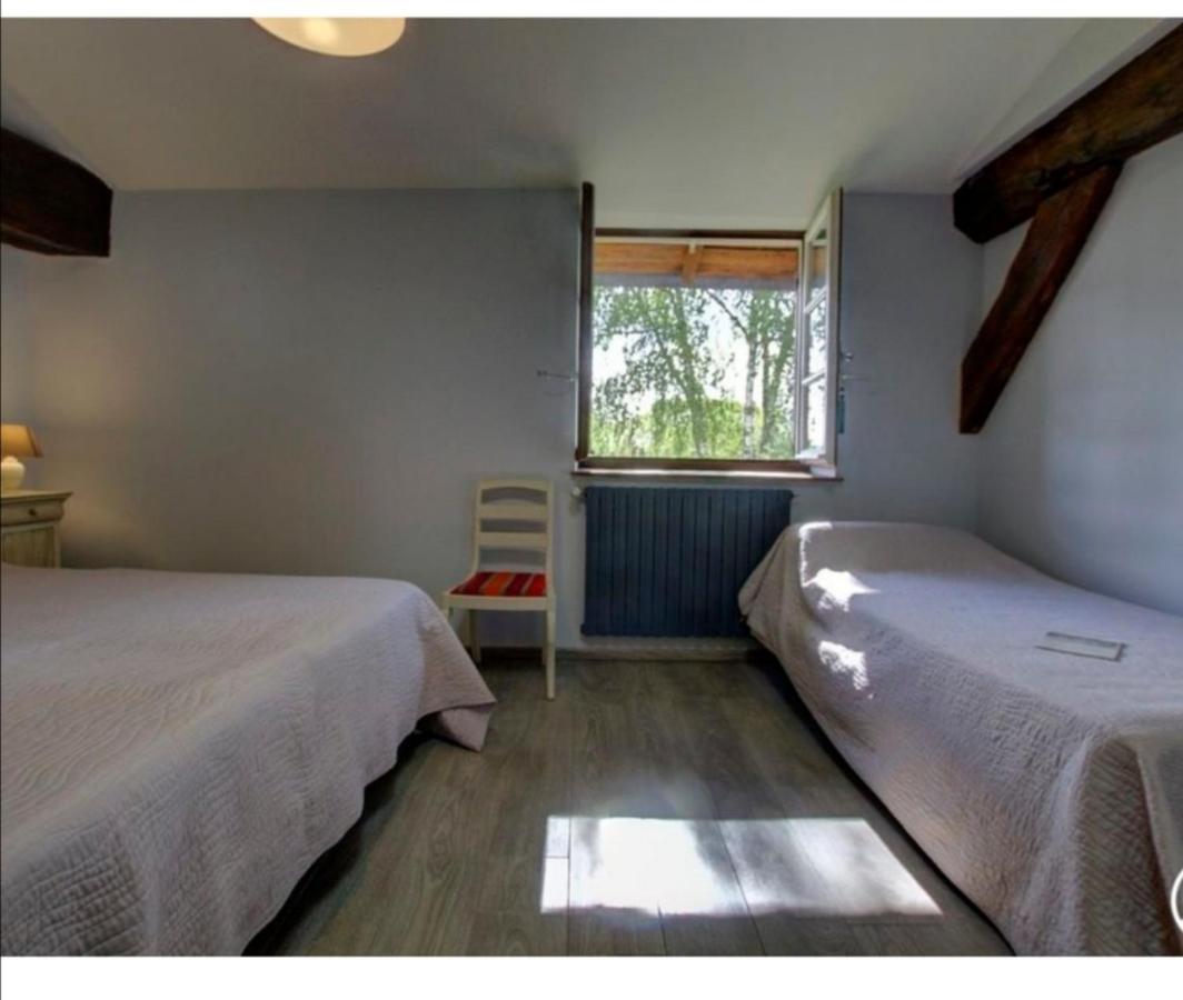 Chambres D'Hotes Les Vignes Montcet Экстерьер фото